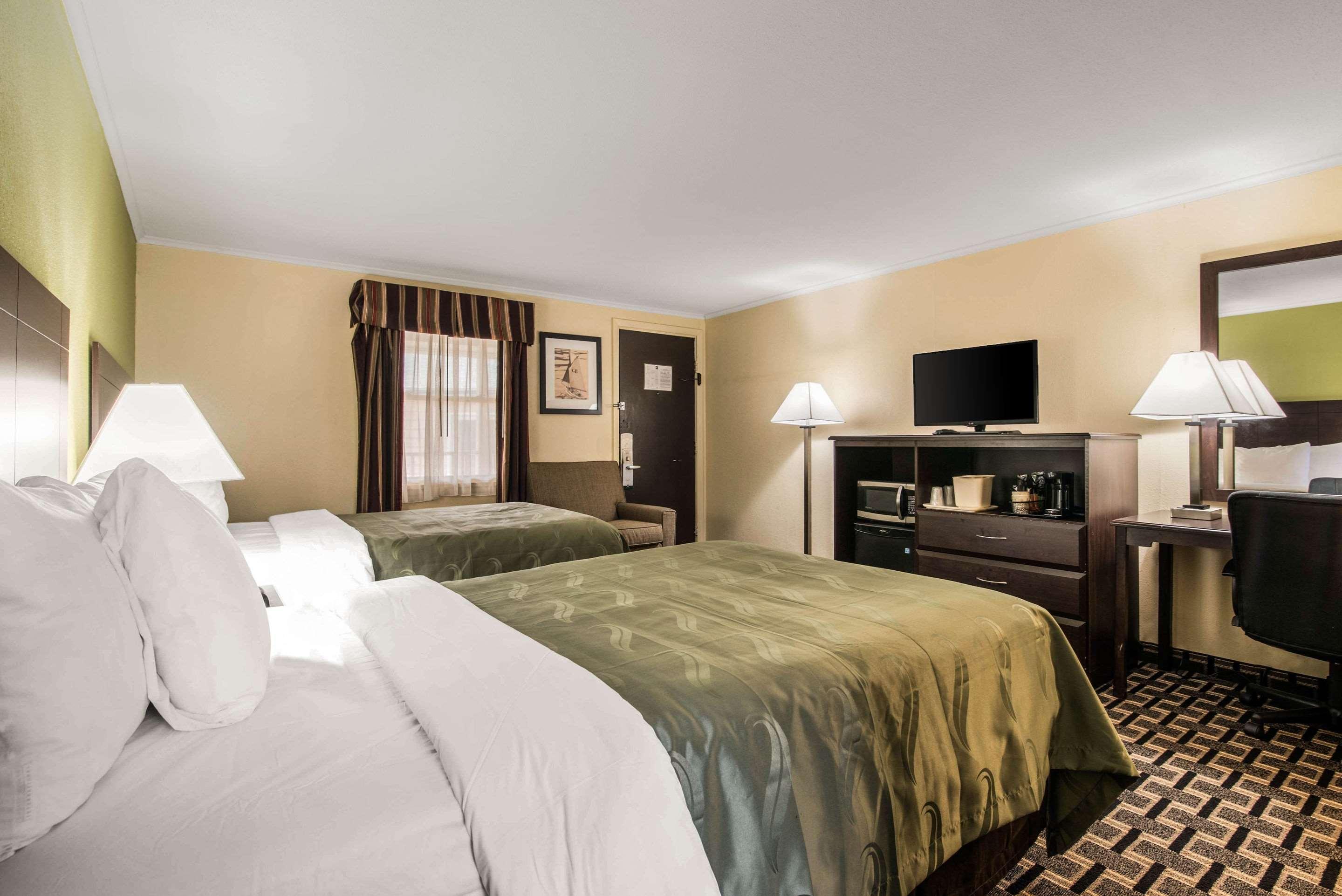 Quality Inn Barre-Montpelier Exterior foto