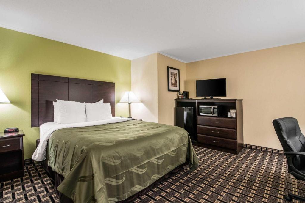 Quality Inn Barre-Montpelier Exterior foto